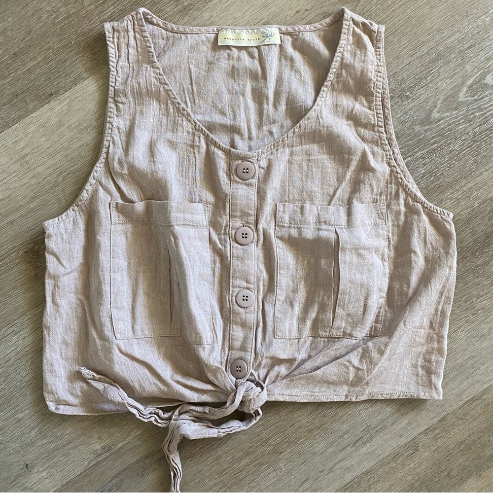 Magnolia south top